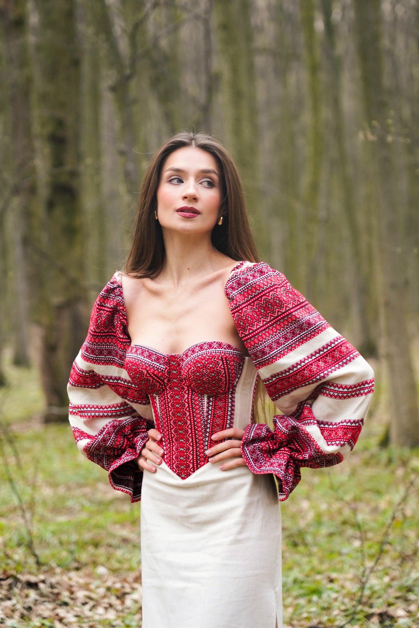 Маїна довга