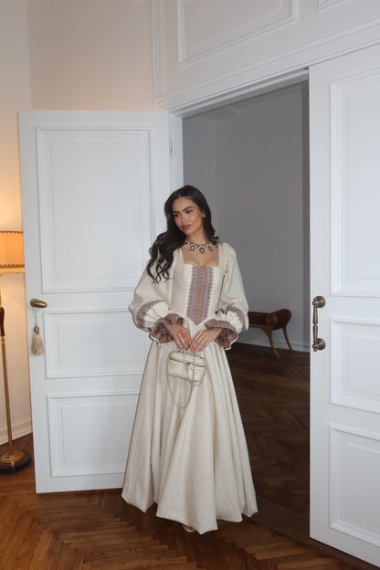 Marysya dress with sleeves