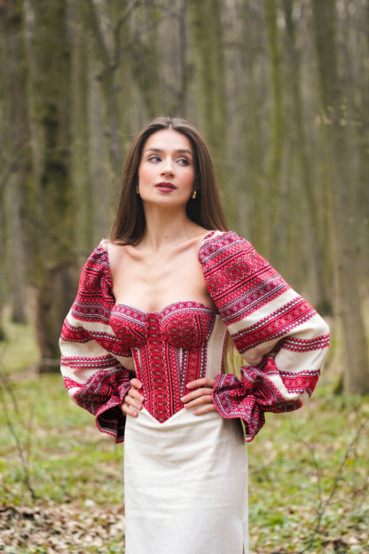 Маїна довга