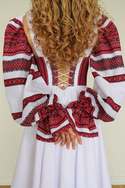 Кетті довга